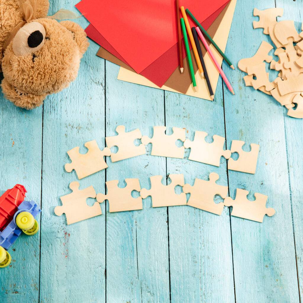 Découvrez le vocabulaire des jouets et jeux en Suède