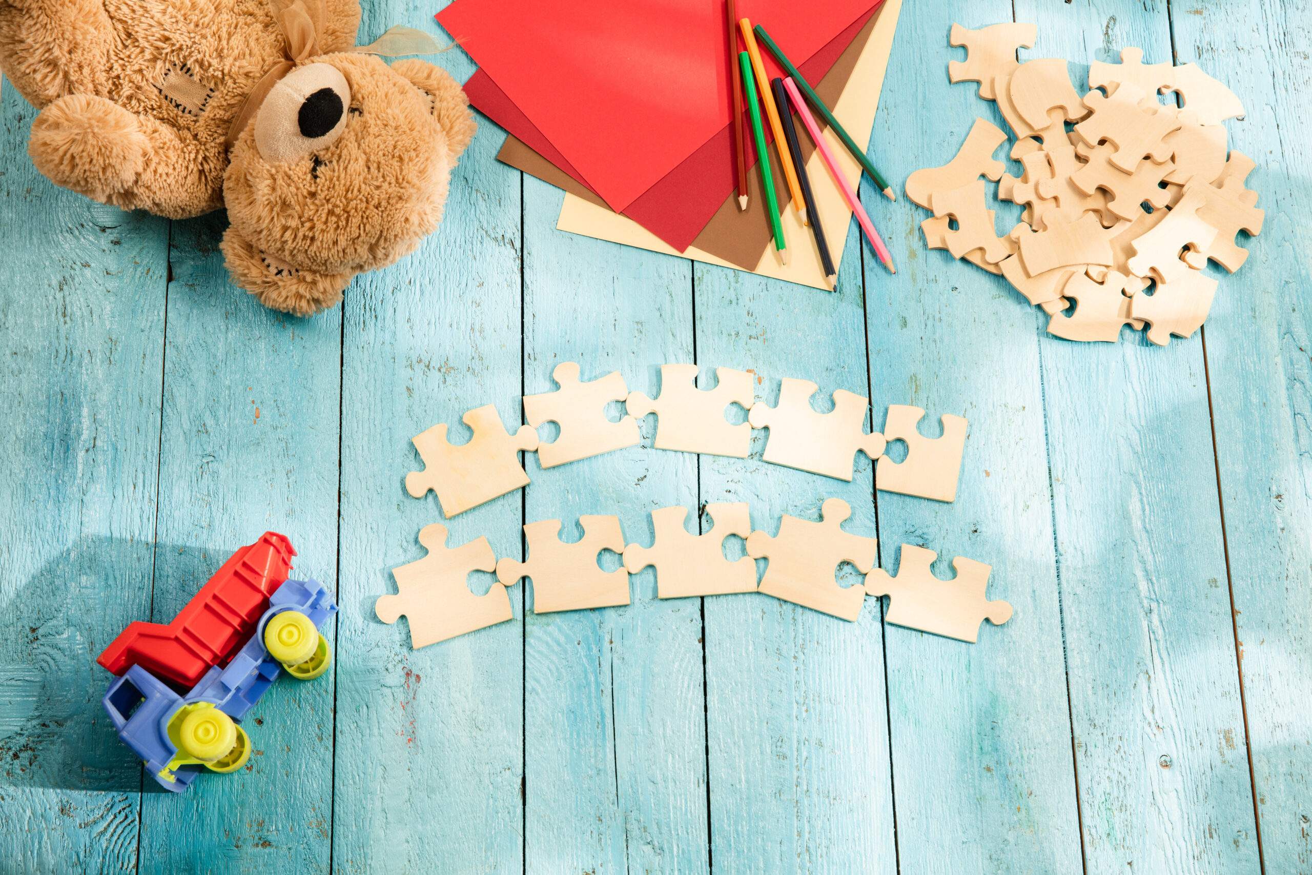 Découvrez le vocabulaire des jouets et jeux en Suède