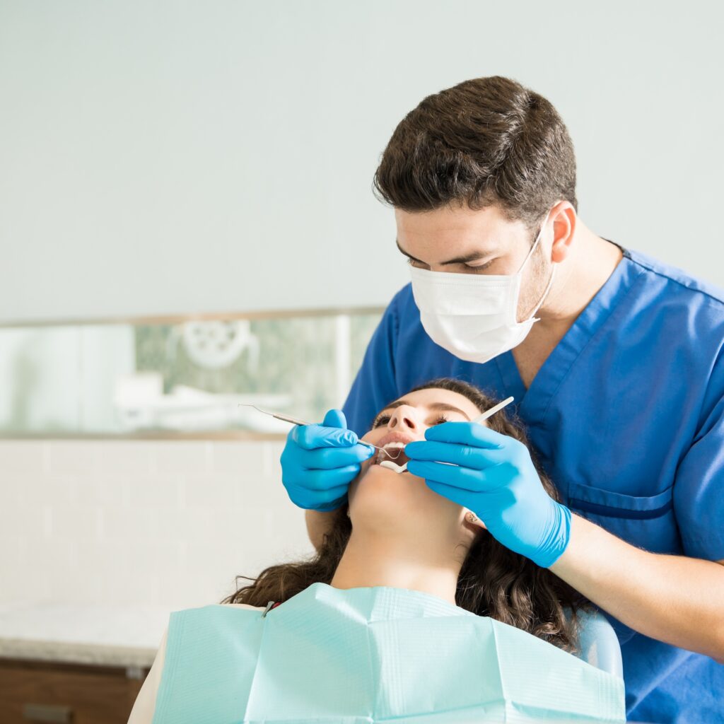 Dentiste et Soins Dentaires : Vocabulaire Suédois