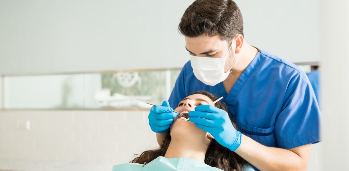 Dentiste et Soins Dentaires : Vocabulaire Suédois