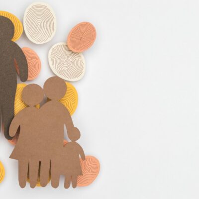 Fiche de vocabulaire suédois pour parler de la famille et des relations - designed by Freepik